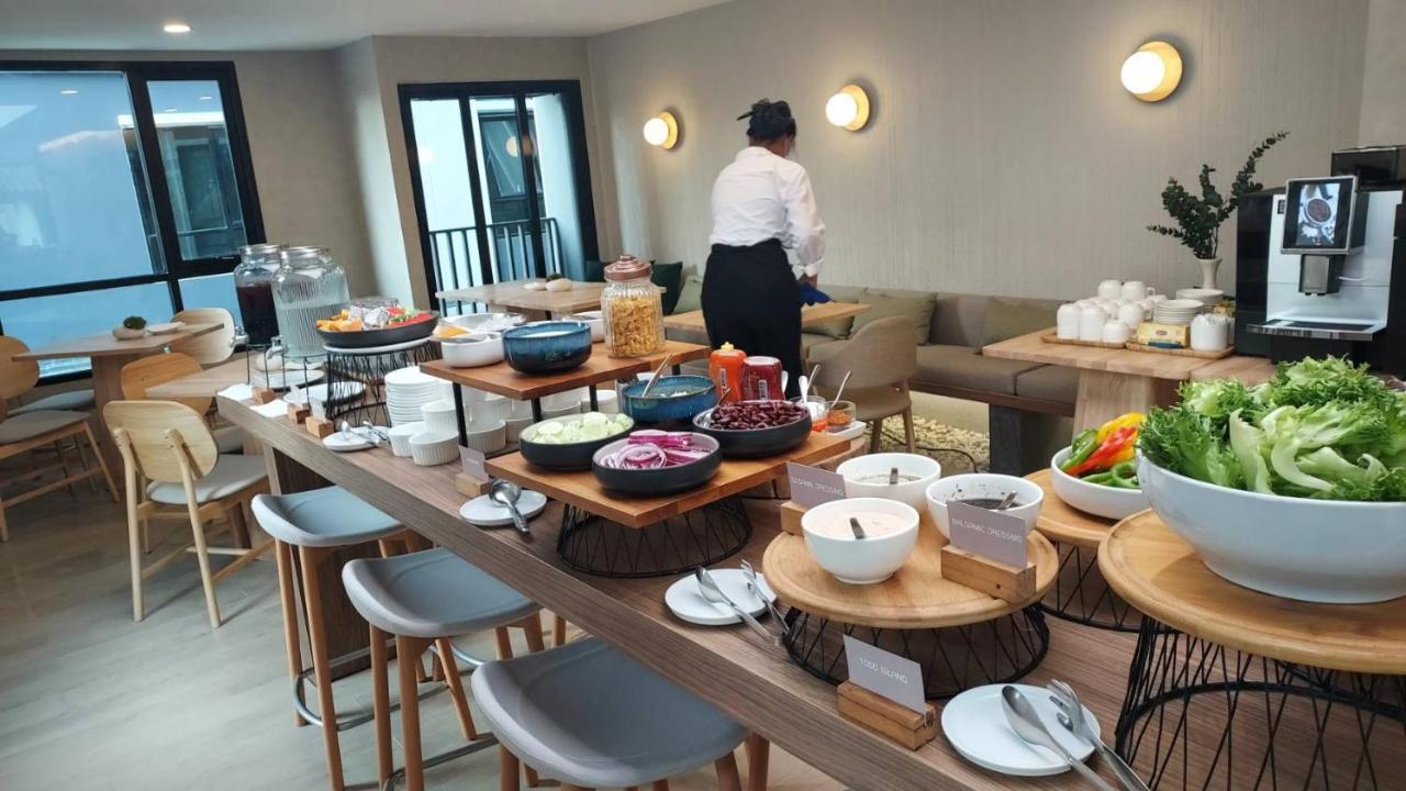Wellness Stay & Hotel Sukhumvit 107 Bangkok Ngoại thất bức ảnh