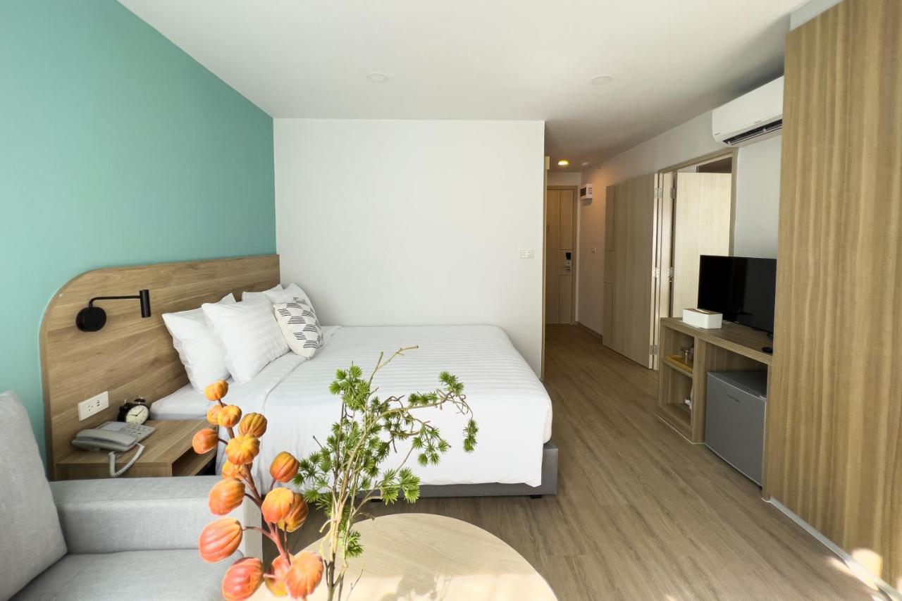 Wellness Stay & Hotel Sukhumvit 107 Bangkok Ngoại thất bức ảnh