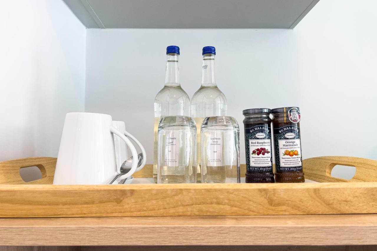 Wellness Stay & Hotel Sukhumvit 107 Bangkok Ngoại thất bức ảnh