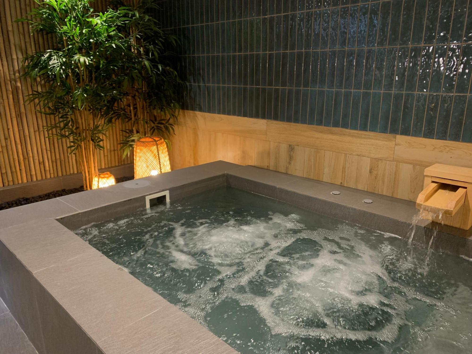 Wellness Stay & Hotel Sukhumvit 107 Bangkok Ngoại thất bức ảnh