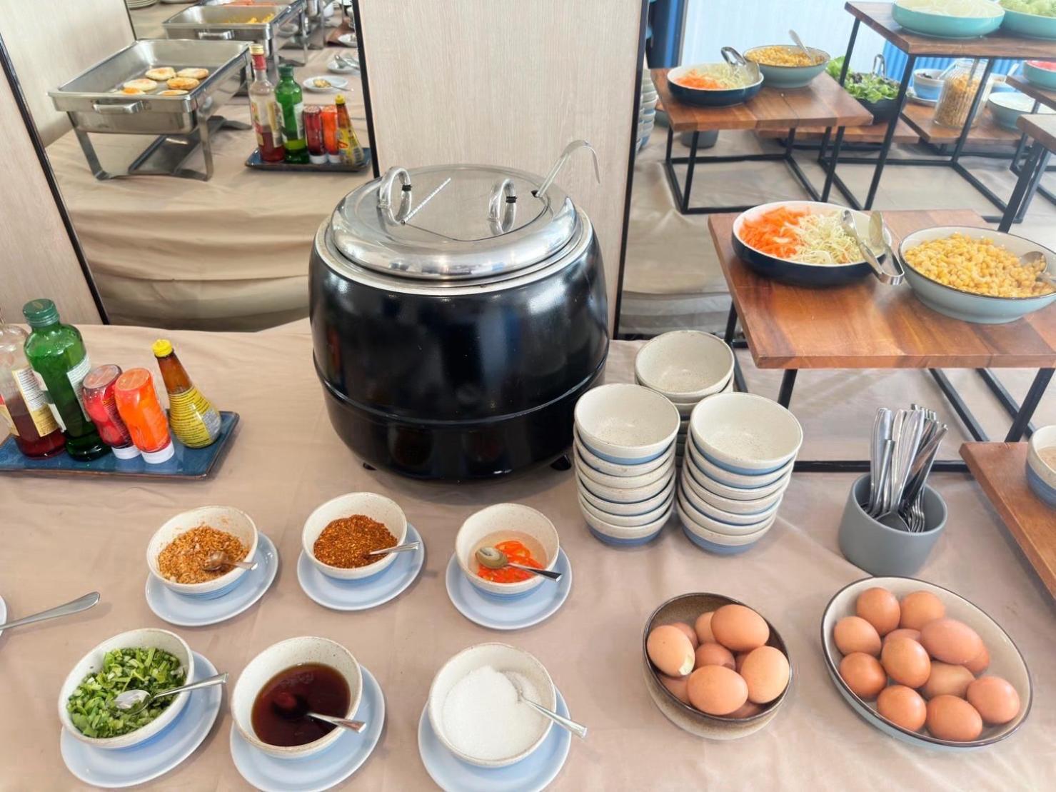 Wellness Stay & Hotel Sukhumvit 107 Bangkok Ngoại thất bức ảnh